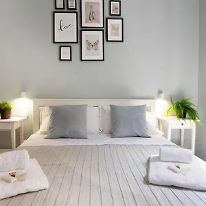 ad-maiora-suite.it-romehotels.com/